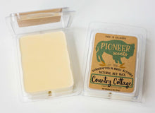 Load image into Gallery viewer, Country Cottage Soy Wax Melt