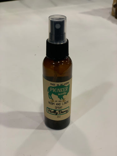 Holly Berry Room and Linen Spray