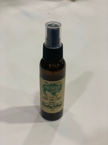 Country Cottage Room and Linen Spray